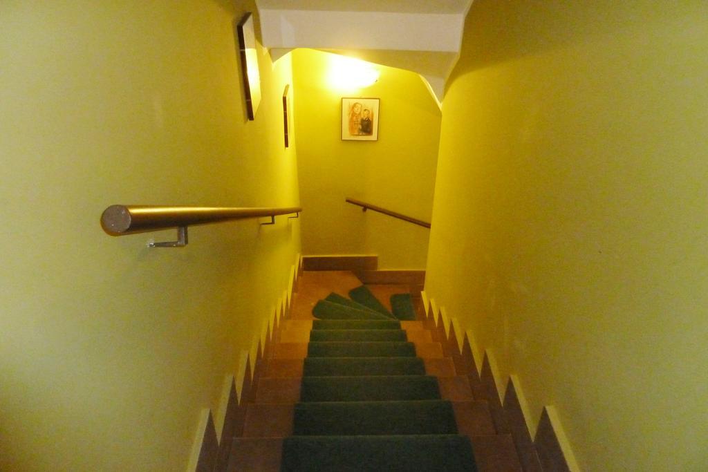 Hotel Sutrium 외부 사진